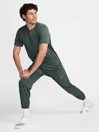 NIKE | Herren Jogginghose Form | olive