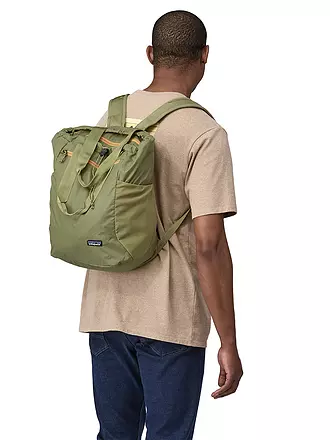 PATAGONIA | Tagesrucksack Ultralight Black Hole® Tote Pack 27L | olive