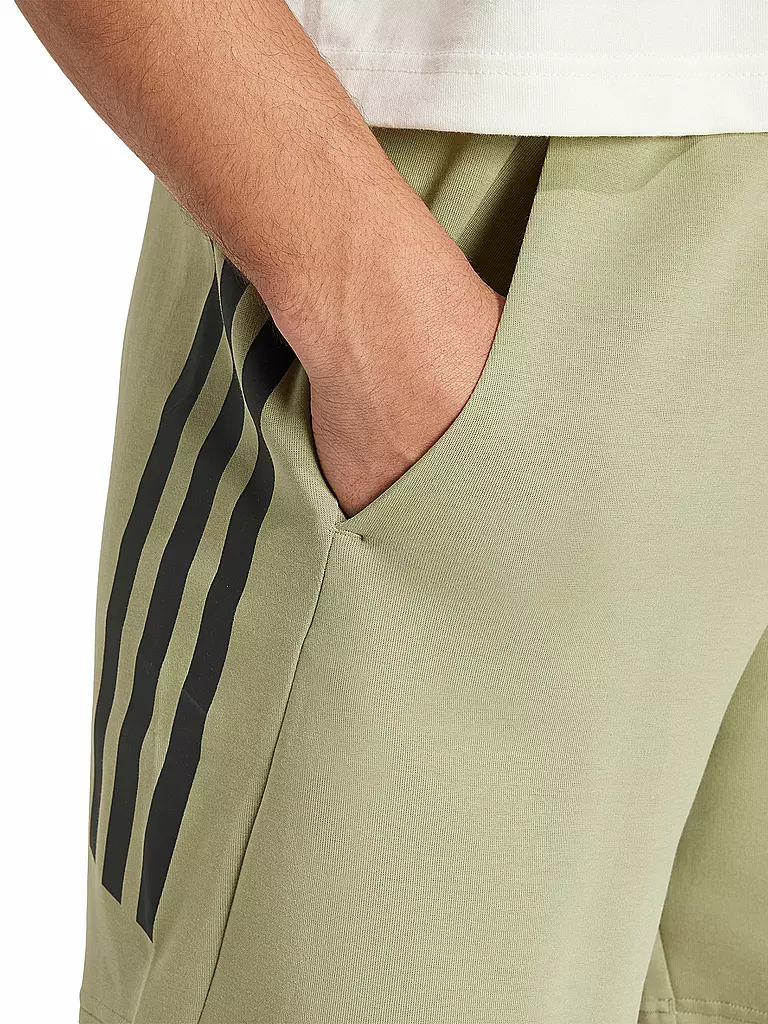 ADIDAS | Herren Short Future Icons 3-Streifen | olive