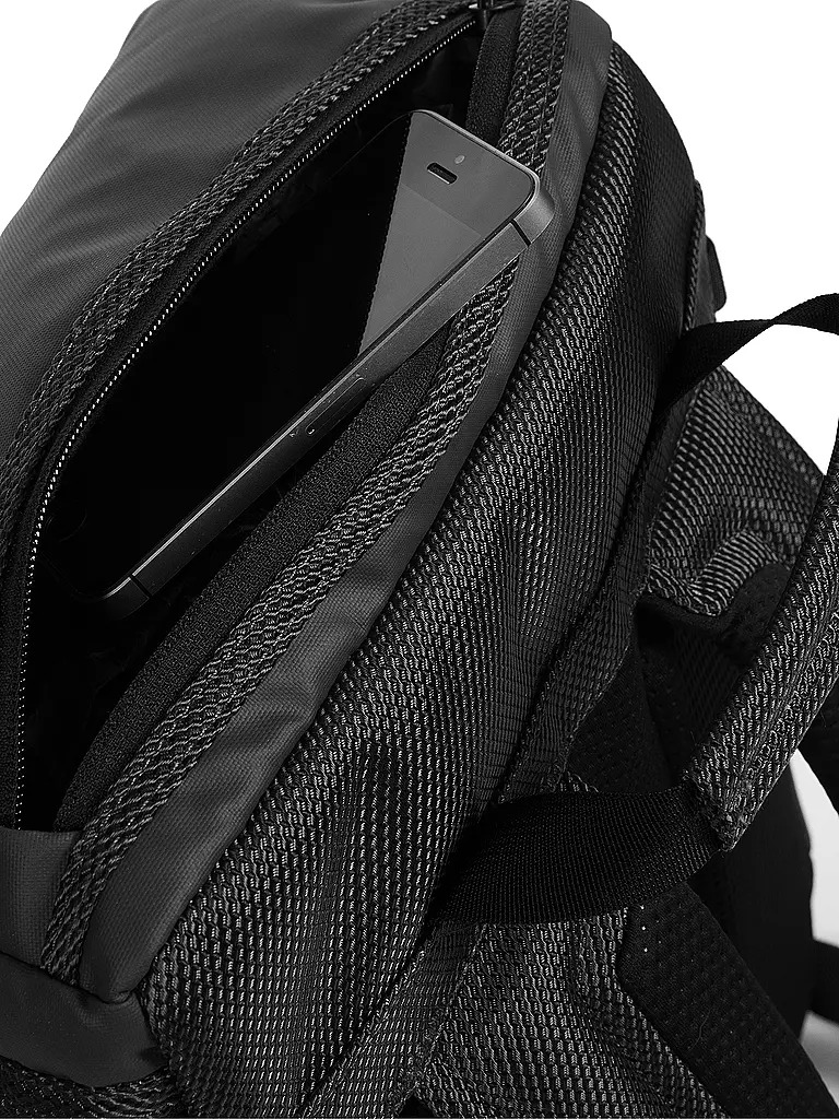 EASTPAK | Rucksack Tecum Top CNNCT | schwarz