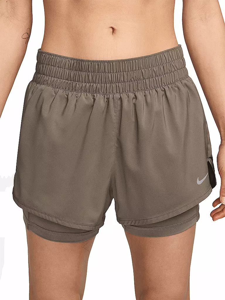 NIKE | Damen Fitnessshort One 2in1 3Inch | braun