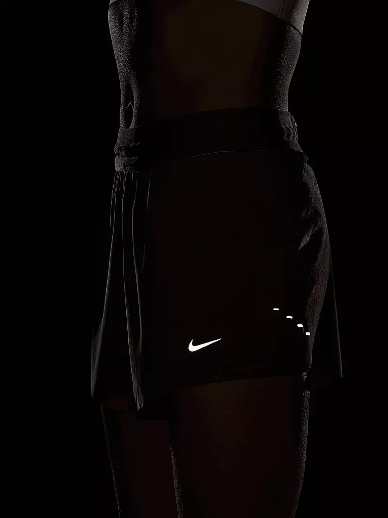 NIKE | Damen Laufshort Swift | braun