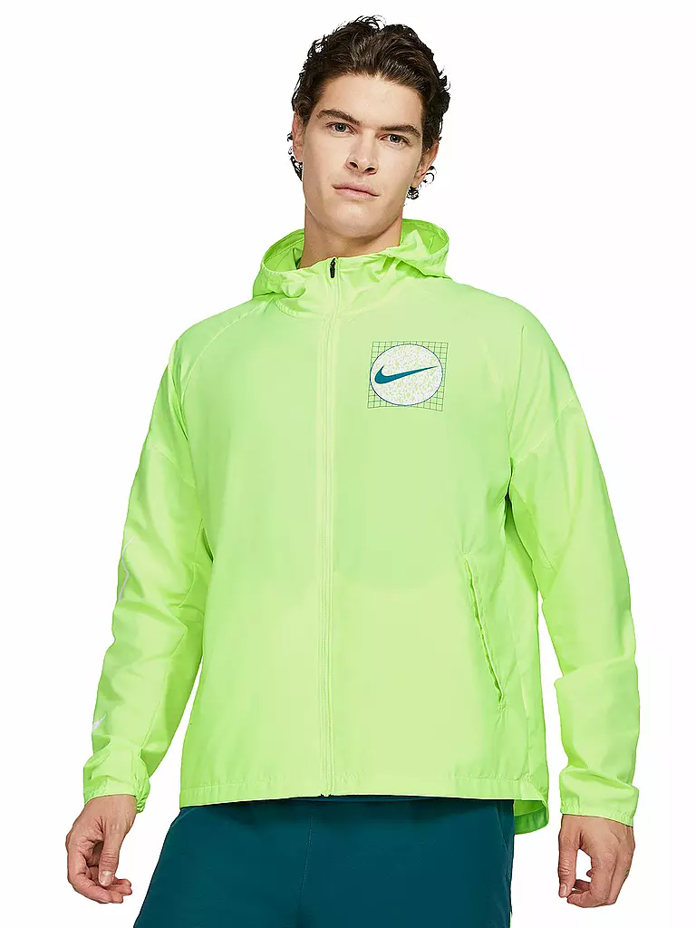 NIKE | Herren Laufjacke Essential Wild Run | grün