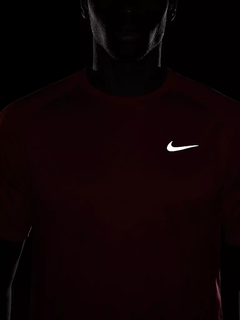 NIKE | Herren Laufshirt Dri-FIT Stride | rot