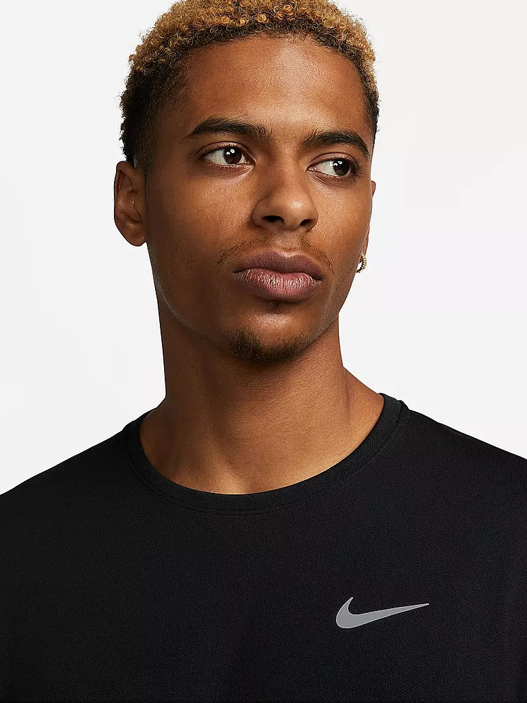 NIKE | Herren Laufshirt Dri-FIT UV Miler Long-Sleeve | schwarz