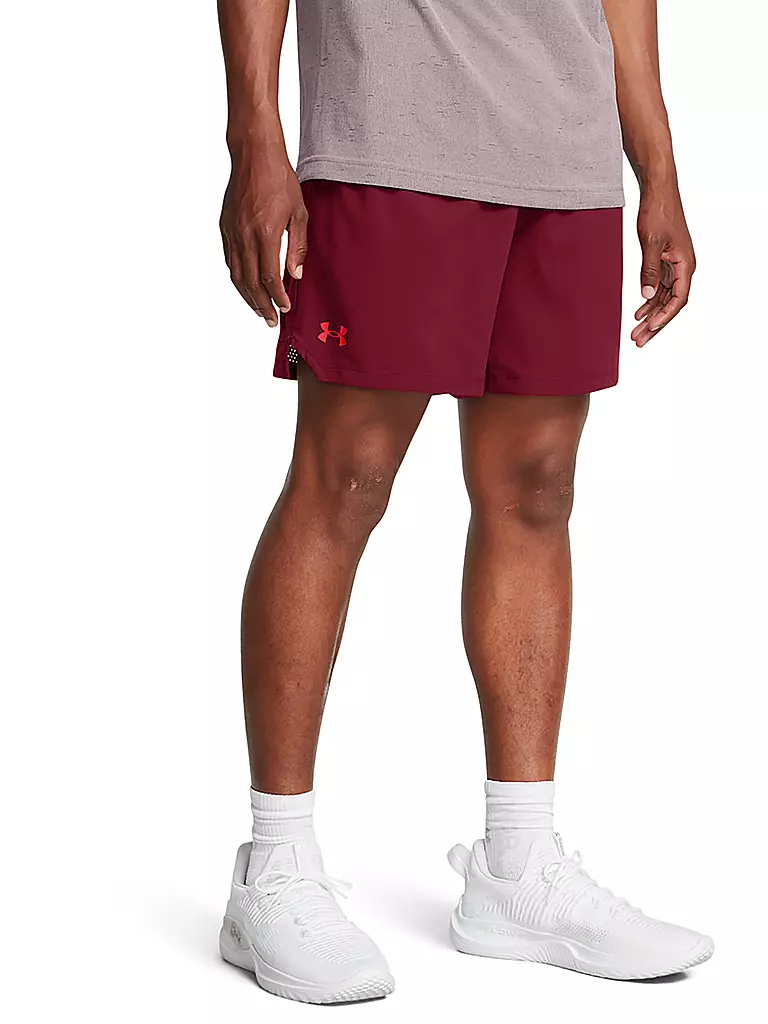 UNDER ARMOUR | Herren Fitnessshort UA Vanish 15cm | dunkelrot